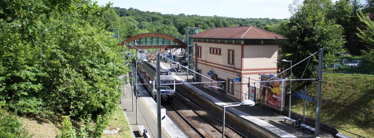 Gare de Saint-Nom-la-Bretêche / Forêt de Marly